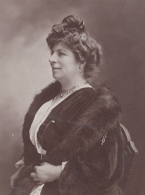 SWomenOrganists's tweet image. Hedwige Chrétien was born in Compiègne in July 1859 and studied at the Paris Conservatoire with Franck. She composed for many formats including for organ/harmonium. This Berceuse for piano might also demonstrate the gentler sounds of an organ.
youtube.com/watch?v=SZpTpA…