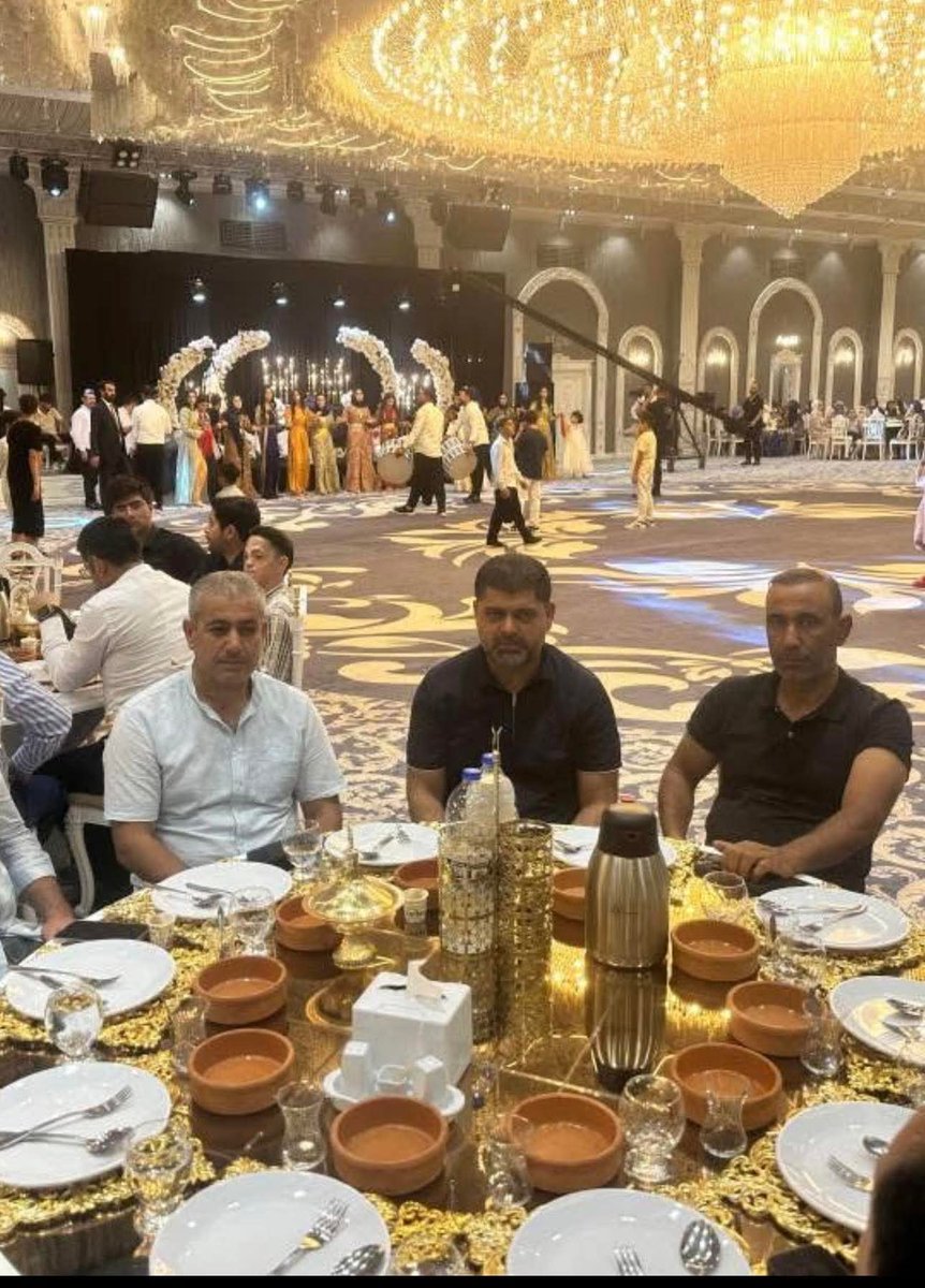 EyyubiyeMhp's tweet photo. 1🔽İl Başkanımız Sn @mgmahmutgunes Ülkü ocakları il başkanımız Sn @EnesYilmaz0663 İl Taşkilat başkanımız Sn @bakirbostanci İl başkan yardımcılarımı İlçe Teşkilat Başkanımız Sn @Abdullahmhp6363 ilçe teşkilatımız

MHP EYYUBİYE İLÇE BAŞKANI 
@HatipogluSuphi https://t.co/njTo4xpEbi