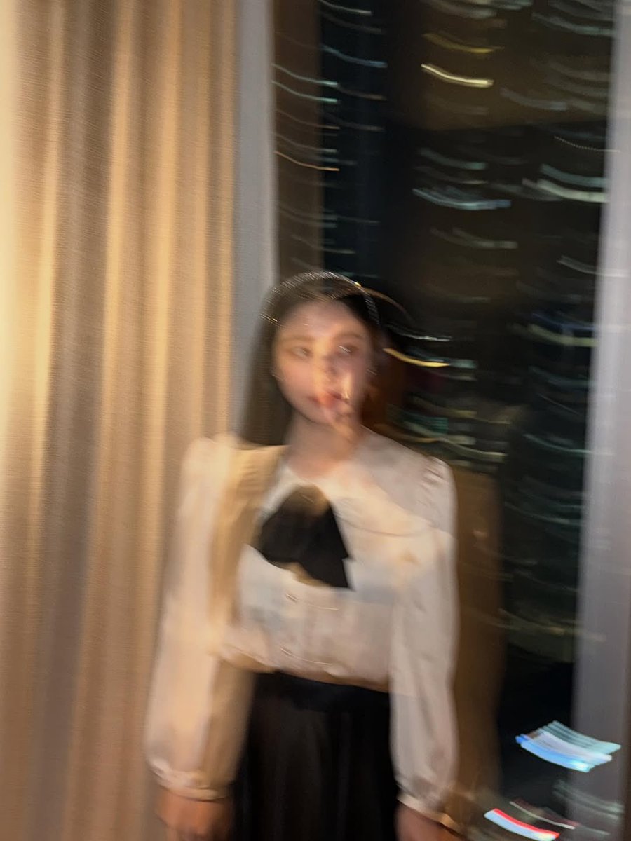 yeryiem's tweet photo. 나만 또 이렇게 너가 말하던대로, 달라졌어 넌 https://t.co/I0OUVE53HA