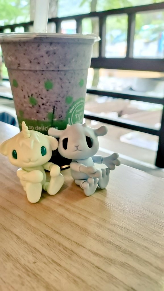 ruumin810's tweet image. 今日は龍泉洞に行ってきました!涼しい洞窟の中は神秘的でとても綺麗でした✨メリーナは暗いので少し怖かったみたい😊
#モンスターファクトリー