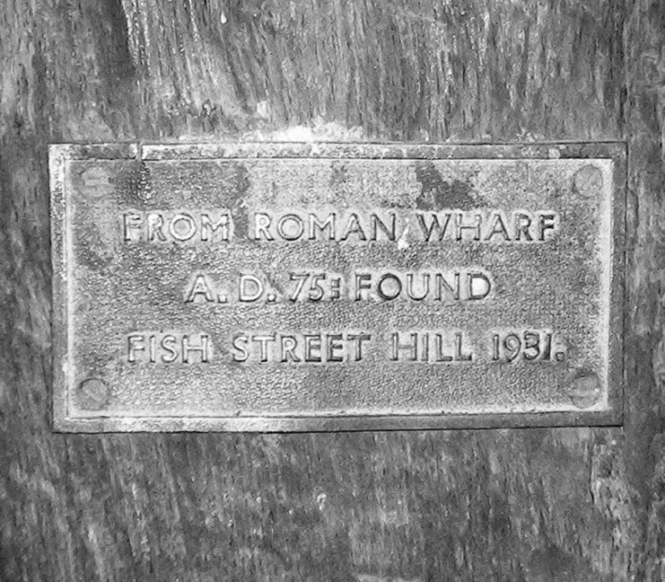 Attached to the wall of the bell tower archway of St Magnus the Martyr Church is this sturdy lump of timber - the small brass plaque states that this formed part of the old Roman Wharf and dates from 75 AD and was found in Fish Street Hill - just up from Billingsgate… #eastend