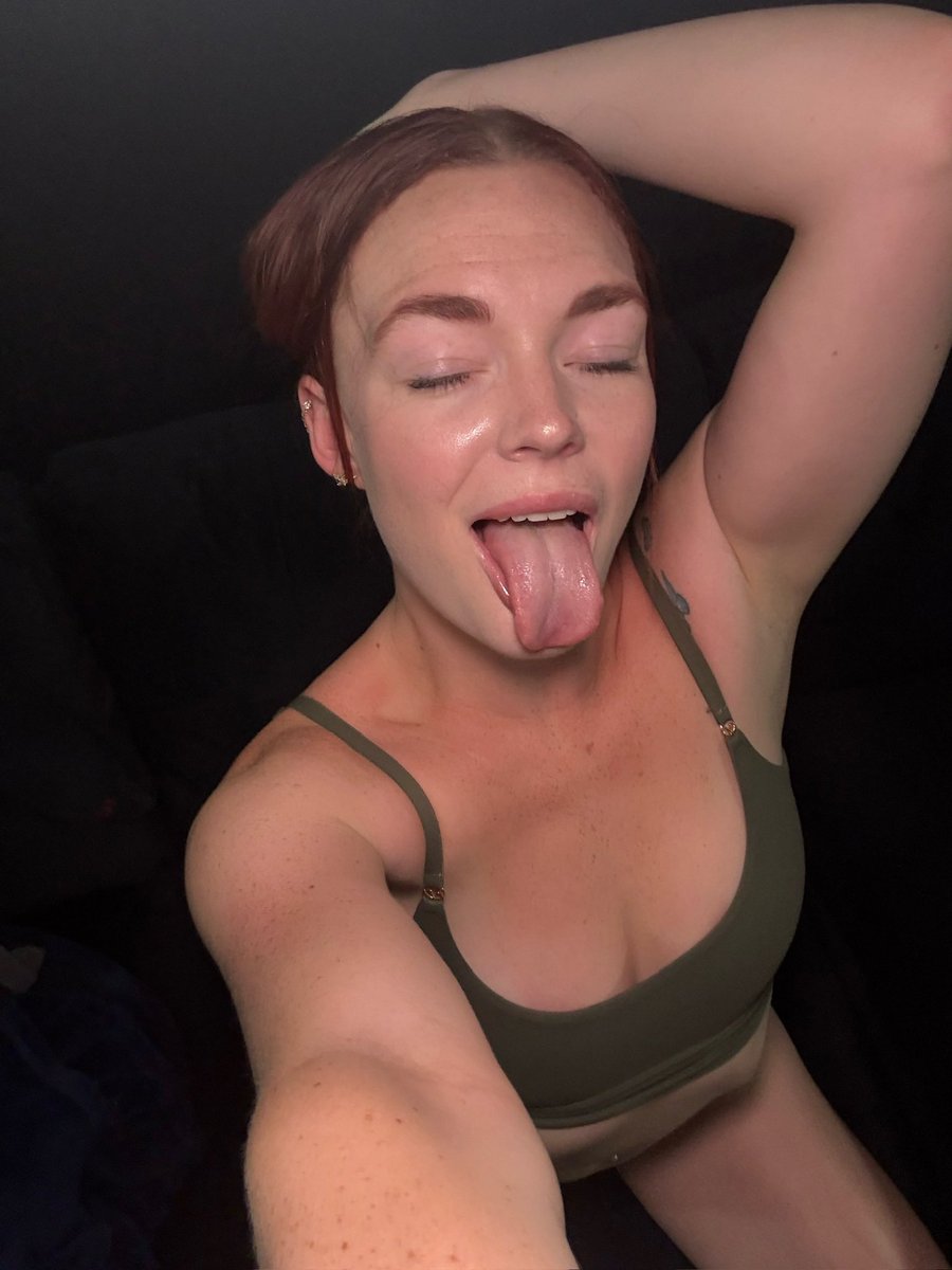 I need a cum facial rn 😜