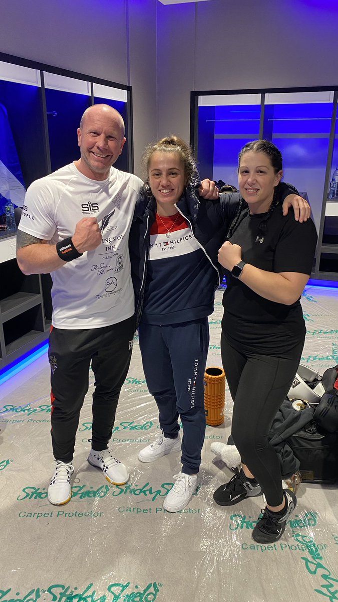 So
So proud of this amazing warrior that that’s done her very hardest and best skilled fight in nher career <a href="/elliescotney_/">Ellie Scotney</a> ao proud of you well
Done girl
🥊