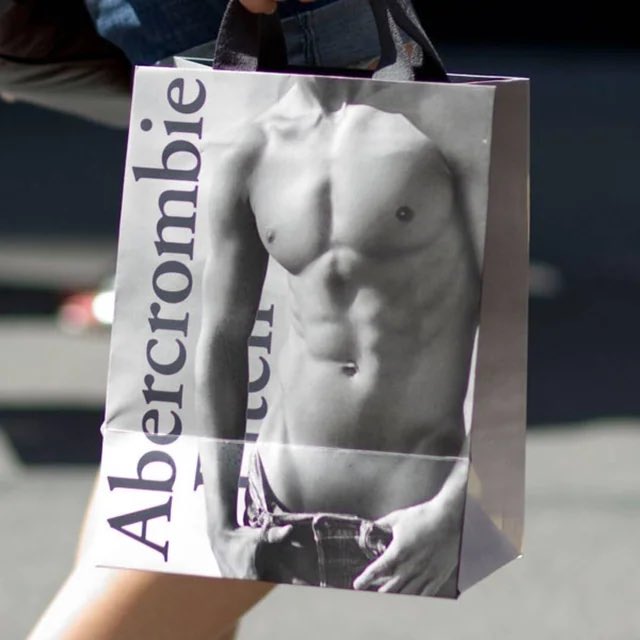 LizBlohan's tweet photo. Ugh I miss when Abercrombie used to put Hot Boys on their Shopping Bags. https://t.co/SeZlK5VpIe