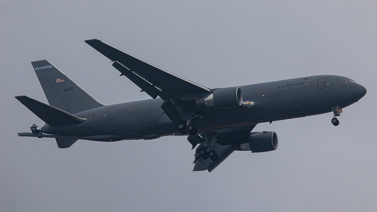 eos40is's tweet photo. 横田基地 08:39 R/W36↘︎
KC-46A 16-46013
NEW HAMPSHIRE帯
そっくりすぎてデジャブ状態🤣
⛽️⛽️⛽️⛽️⛽️⛽️機目
#YokotaAB #FIST82 https://t.co/NOWznyULiN