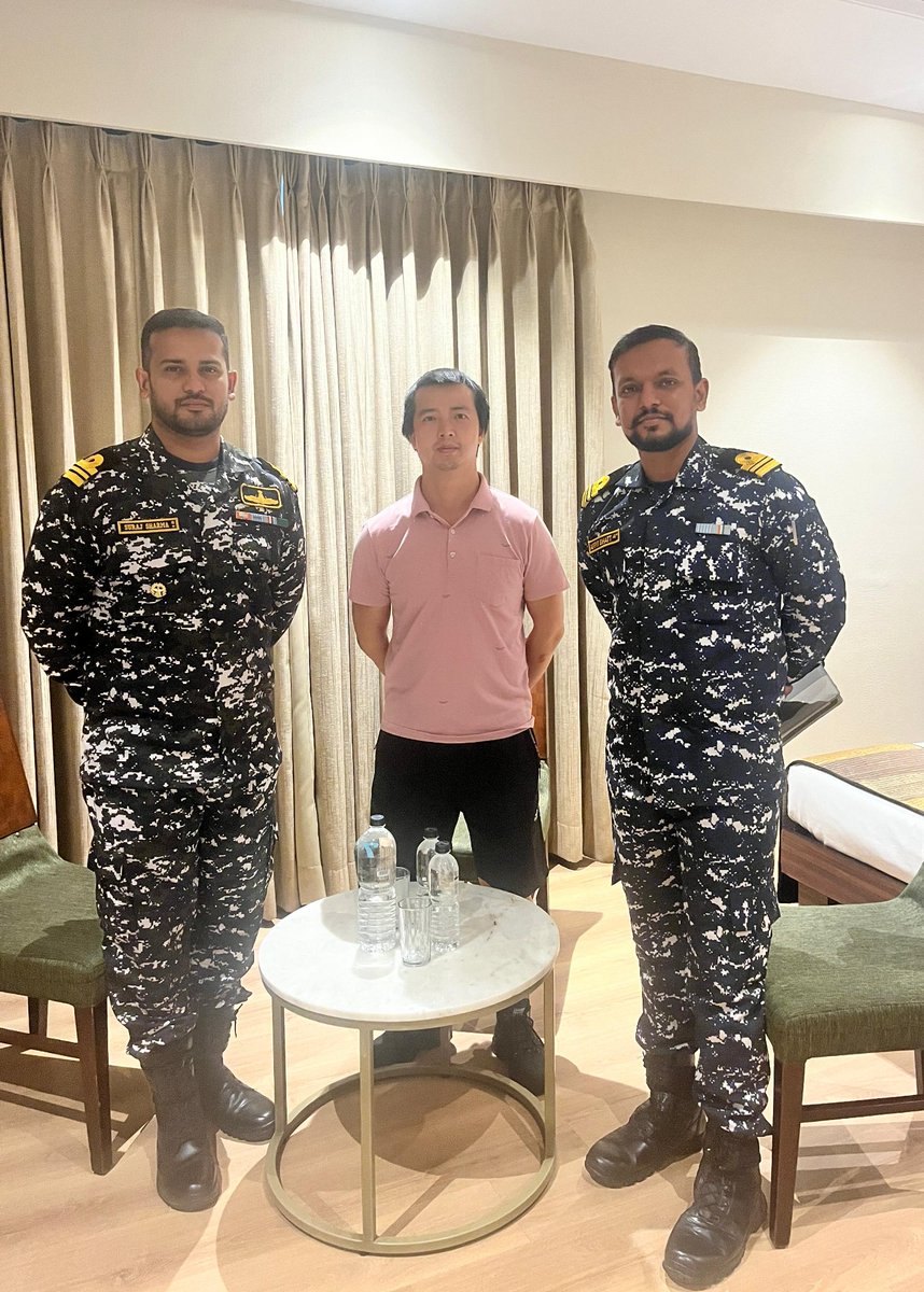 #INS_Kondul was mission deployed off Kandla to assess incident onboard MT Fulda, which suffered multiple explosions, power loss &amp; listed to port after casting off on 06 Jul. Crew interacted with Port Officer &amp; Master onboard to assess &amp; support salvage ops. #MaritimeSafety
