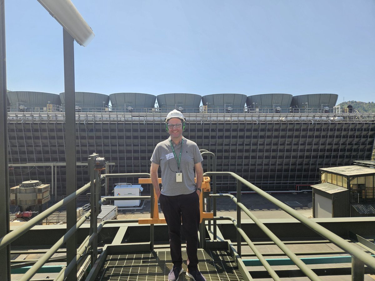 TKavulla's tweet image. Thank you @Calpine for this week's tour of the Geysers, the California geothermal power complex that incorporates numerous power plants (like the one pictured), a >100-mile pipeline network, and its own electric distribution system.