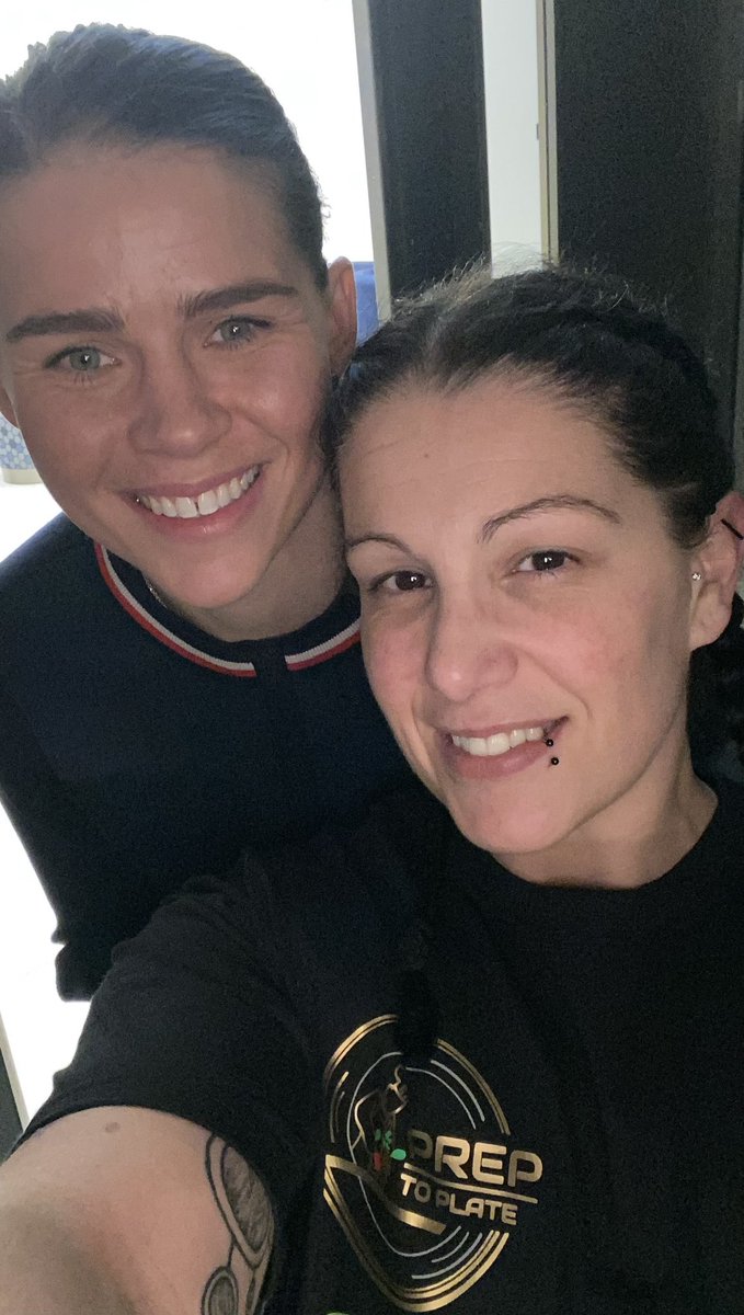 Absolutely proud of <a href="/Savmarshall1/">Savannah Marshall</a> 
You won that fight me, by 2
You are a warrior and will come back stronger let’s show the world how good you are 🥊 <a href="/Savmarshall1/">Savannah Marshall</a> proud proud 🥊