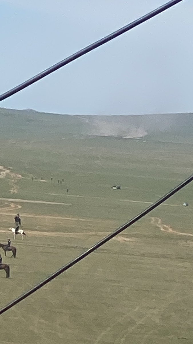 Монгол наадам. Соёолон ирж байна. Сайхаан…