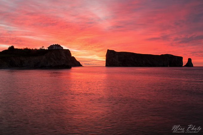 simontremblay81's tweet image. Paysage gaspésien... #Percé #BeautéduQuébec
Photo: Mireille Sénéchal