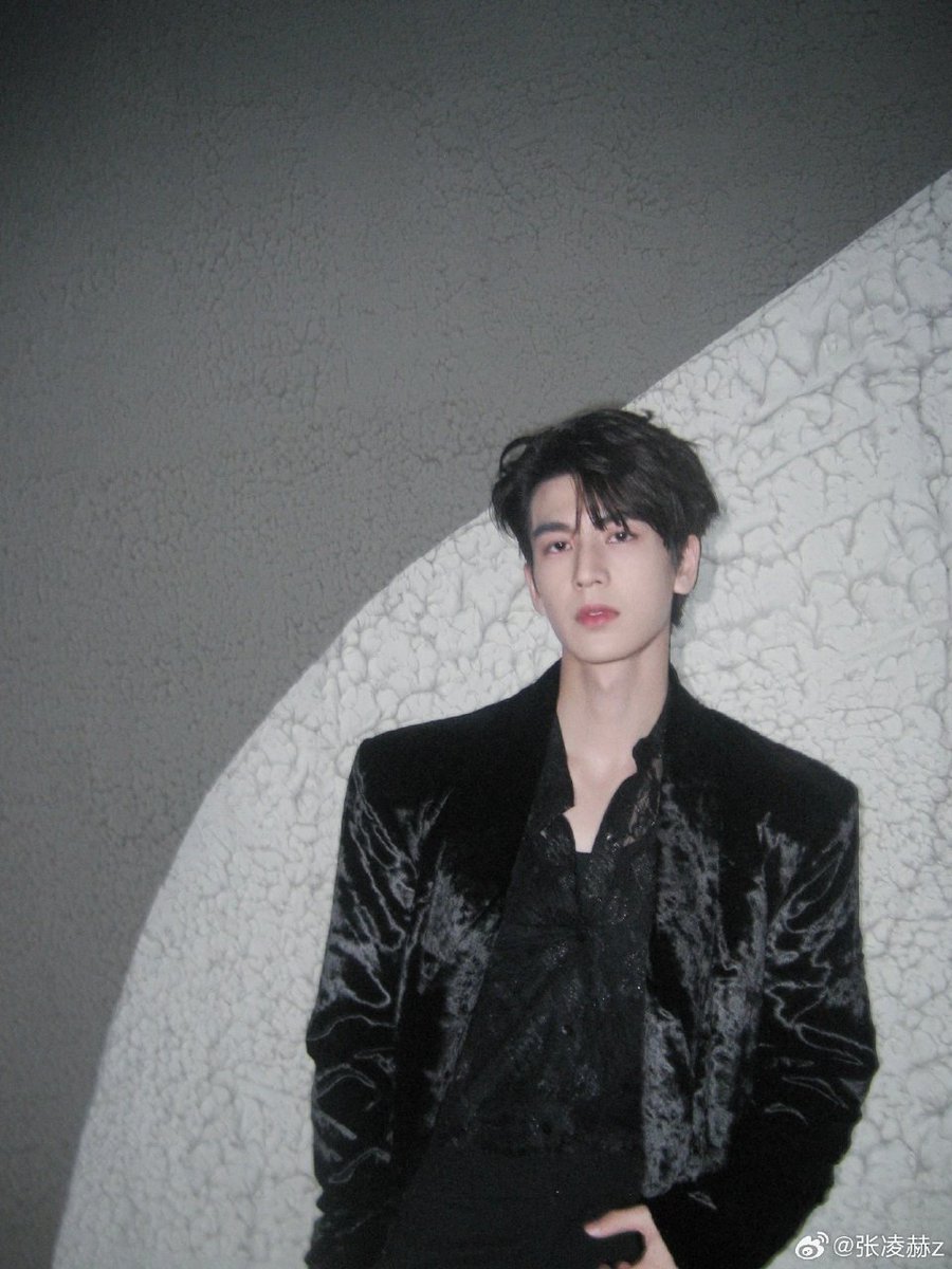 olinghe's tweet image. 