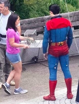 Remember when people where theorizing this squirrel was the Green Lantern Ch’p?