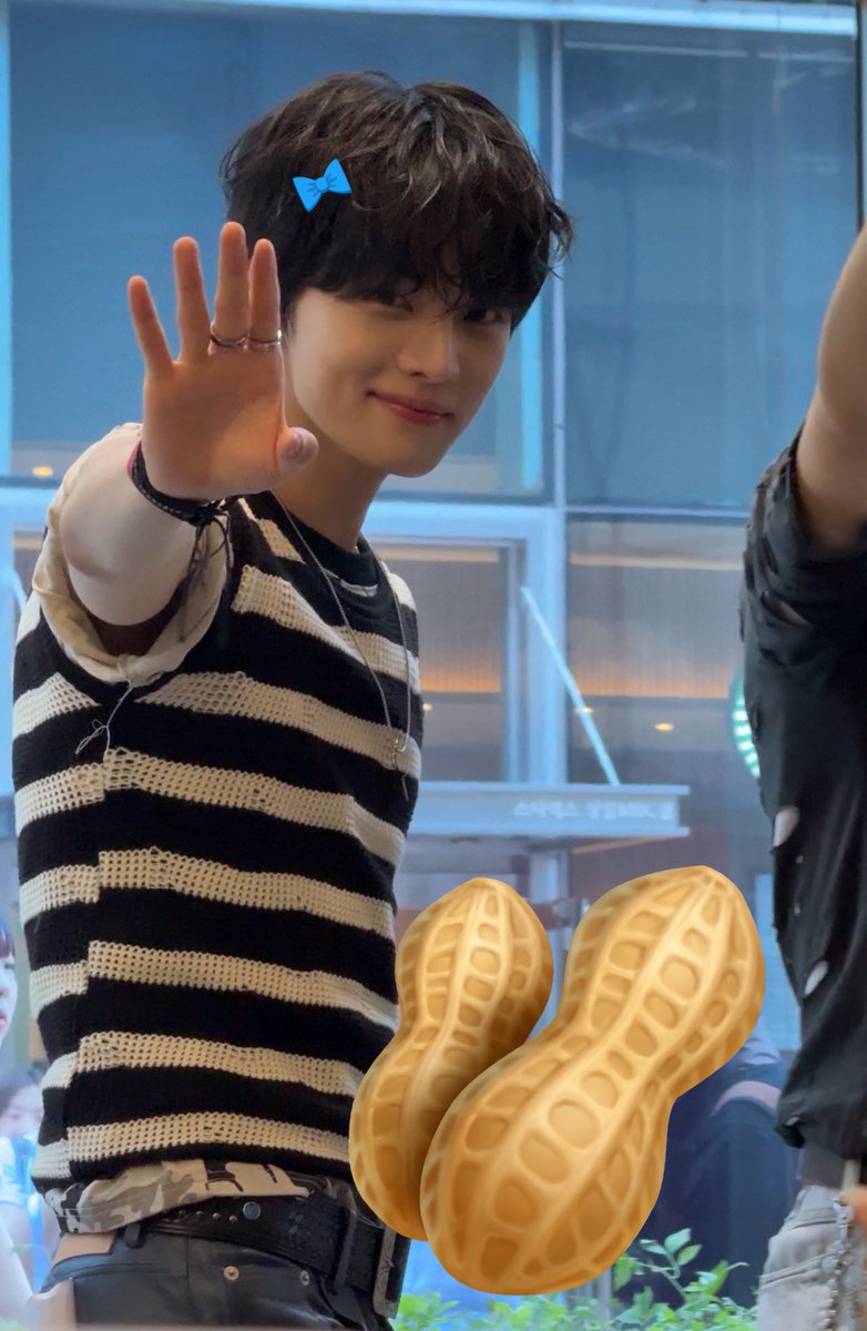 펑펑 냉면이 내려와 지금 이 순간
클유아가 쏘는 냉묜 냠냠 (๑ᵔ⤙ᵔ๑) ~ ෆ