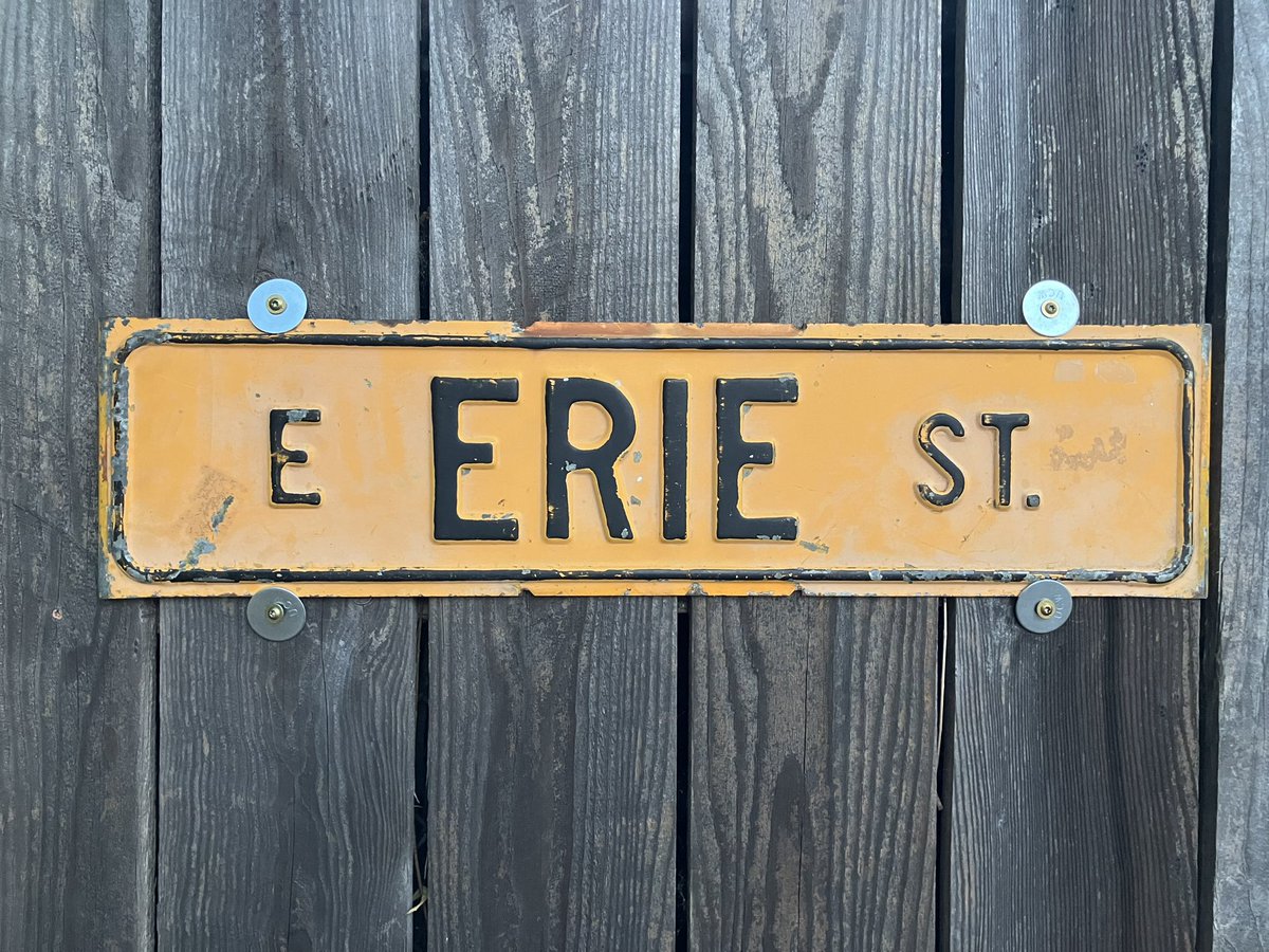 This vintage street sign from Chicago (I think) just seemed appropriate.