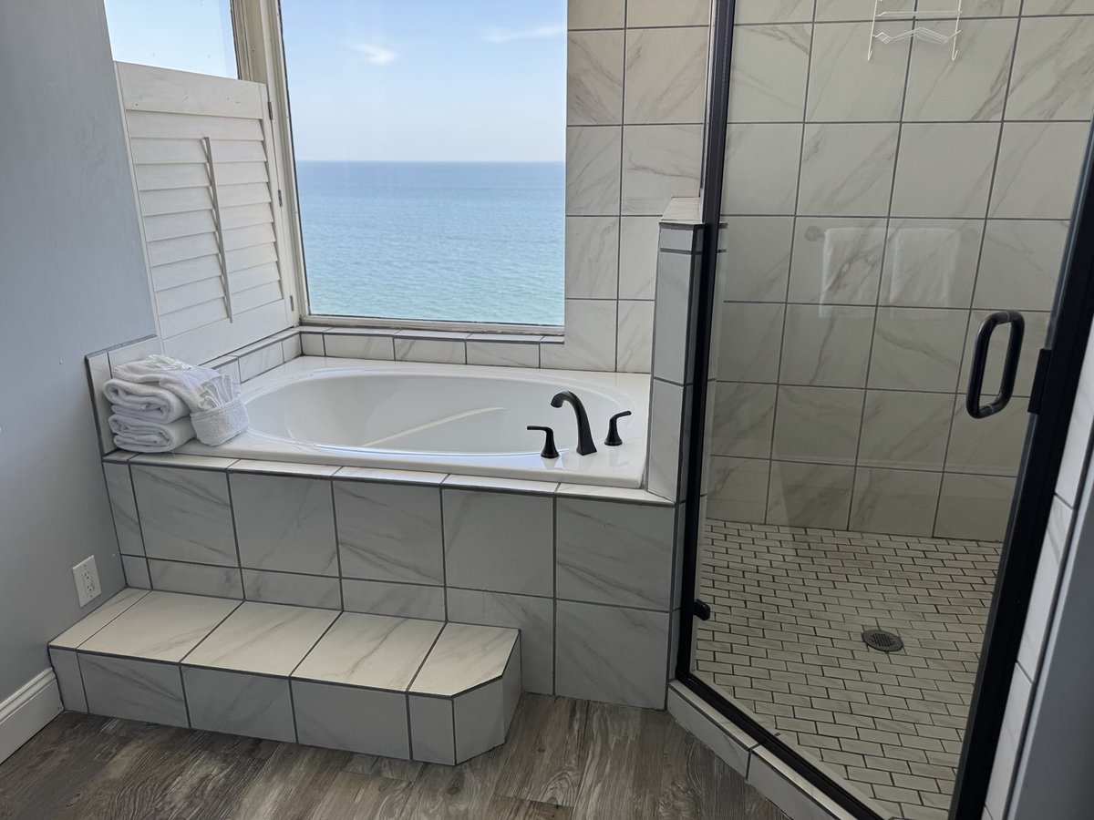 wesruckerTBA's tweet image. Home for the next 9/10 days.
There are some benefits to briefly being between jobs, I suppose.