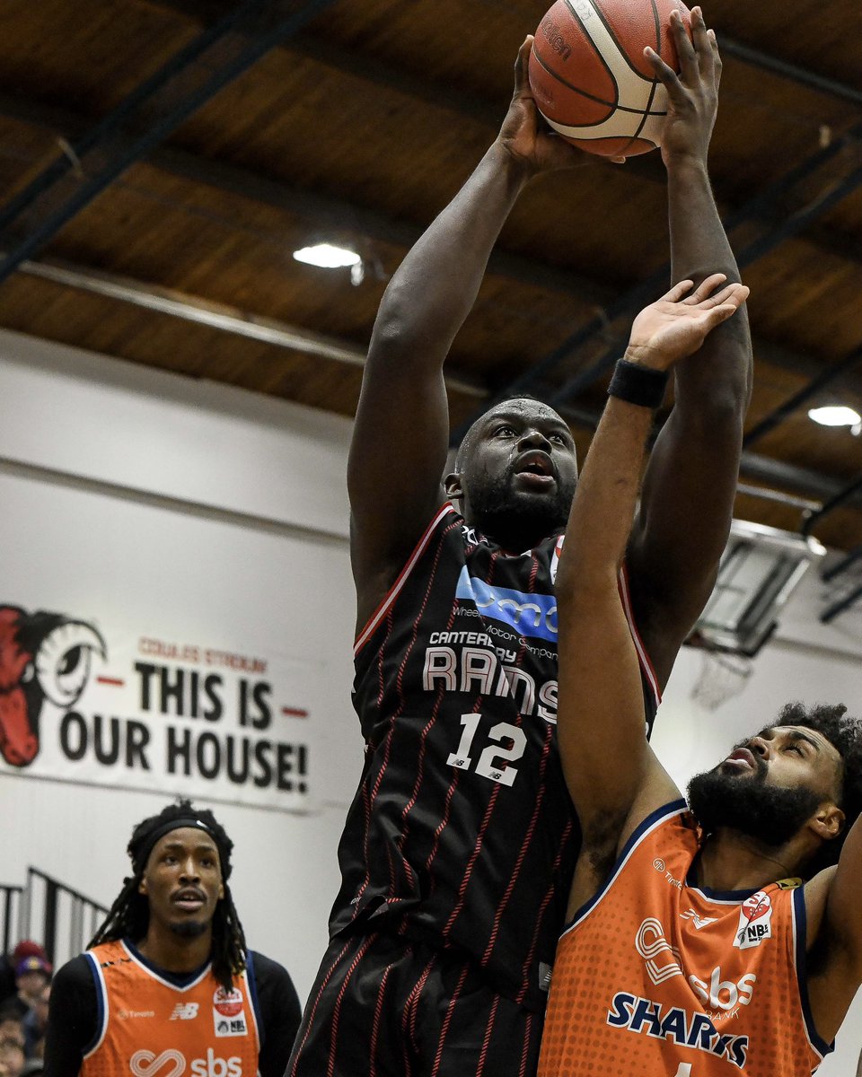 Second half underway 🫡

📸 gamefacenz 

#SalsNBL <a href="/nznbl/">Sal’s NBL</a> <a href="/skysportnz/">Sky Sport NZ</a>