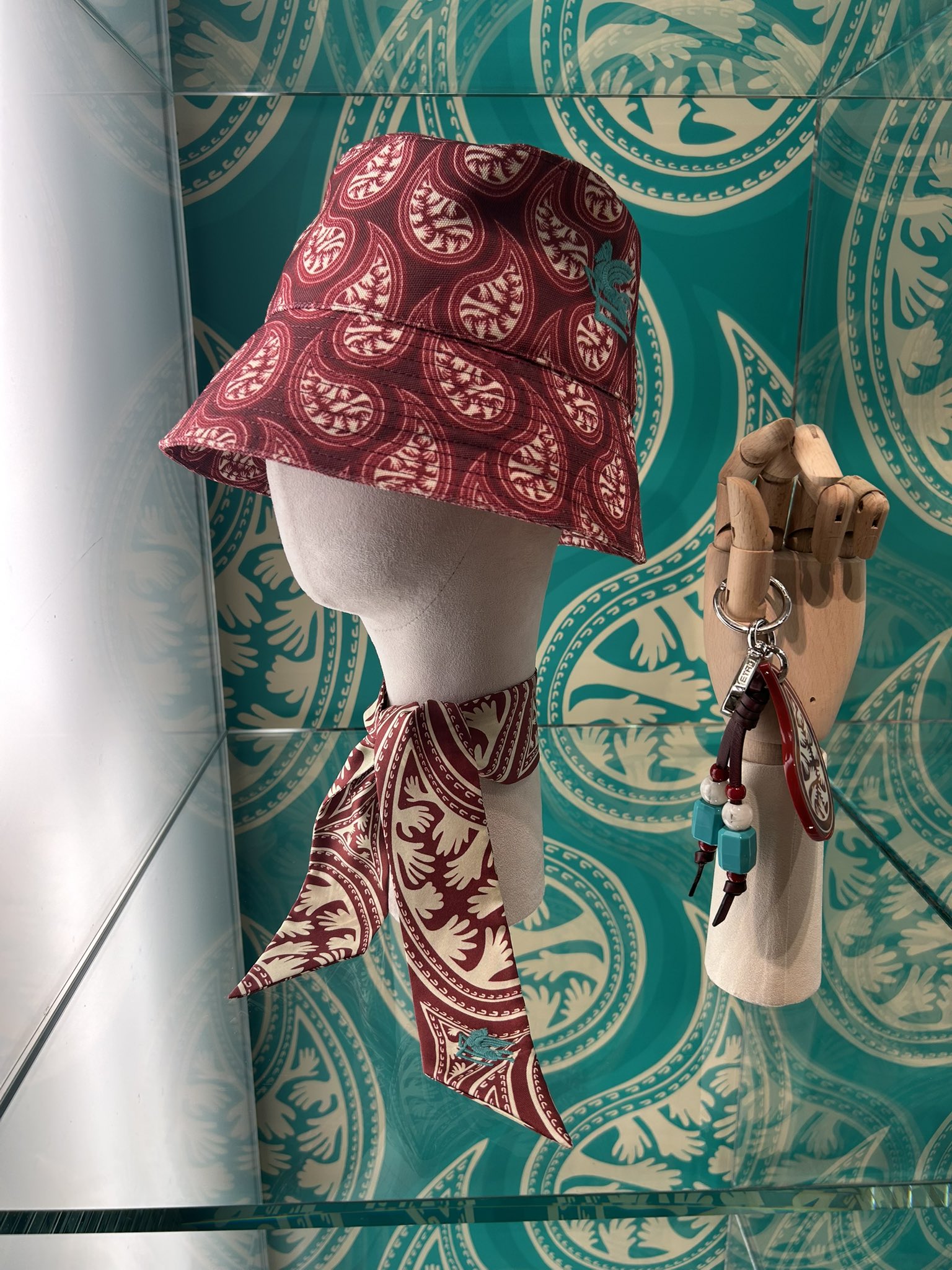 【高橋海人さん着用ブランド】ETRO ミニラフィアボンドバッグ エトロが髙橋海人とコラボ！ 「ETRO per Kaito Takahashi