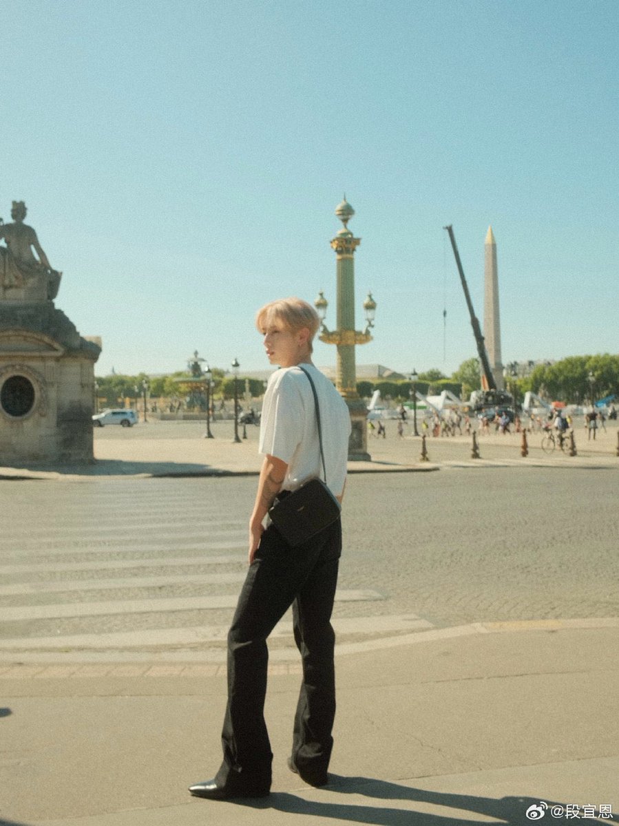 with Mark Tuan (@withyoumarktuan) on Twitter photo 250712 Mark’s Weibo Update (1/2)
“🚶♂️📸”
#MarkTuan #Mark #段宜恩 #마크 
<a href="/marktuan/">Mark Tuan</a> <a href="/DNAmngmnt/">Mark Tuan Official</a> 250712 Mark’s Weibo Update (1/2)
“🚶♂️📸”
#MarkTuan #Mark #段宜恩 #마크 
<a href="/marktuan/">Mark Tuan</a> <a href="/DNAmngmnt/">Mark Tuan Official</a>