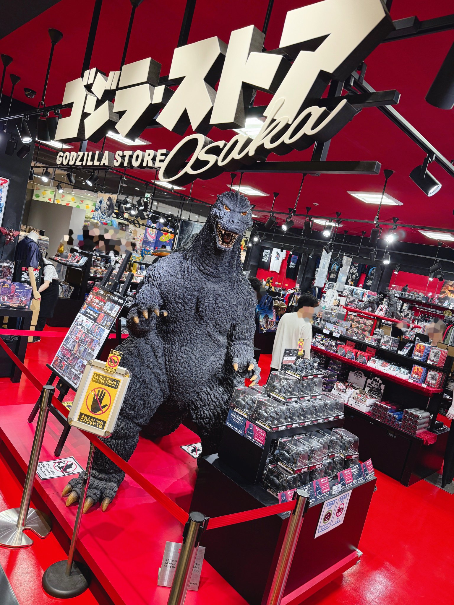 惹きずり込まれる運命のピアス　ゴジラver. ゴジラのお手手のピアス🦖🖐️