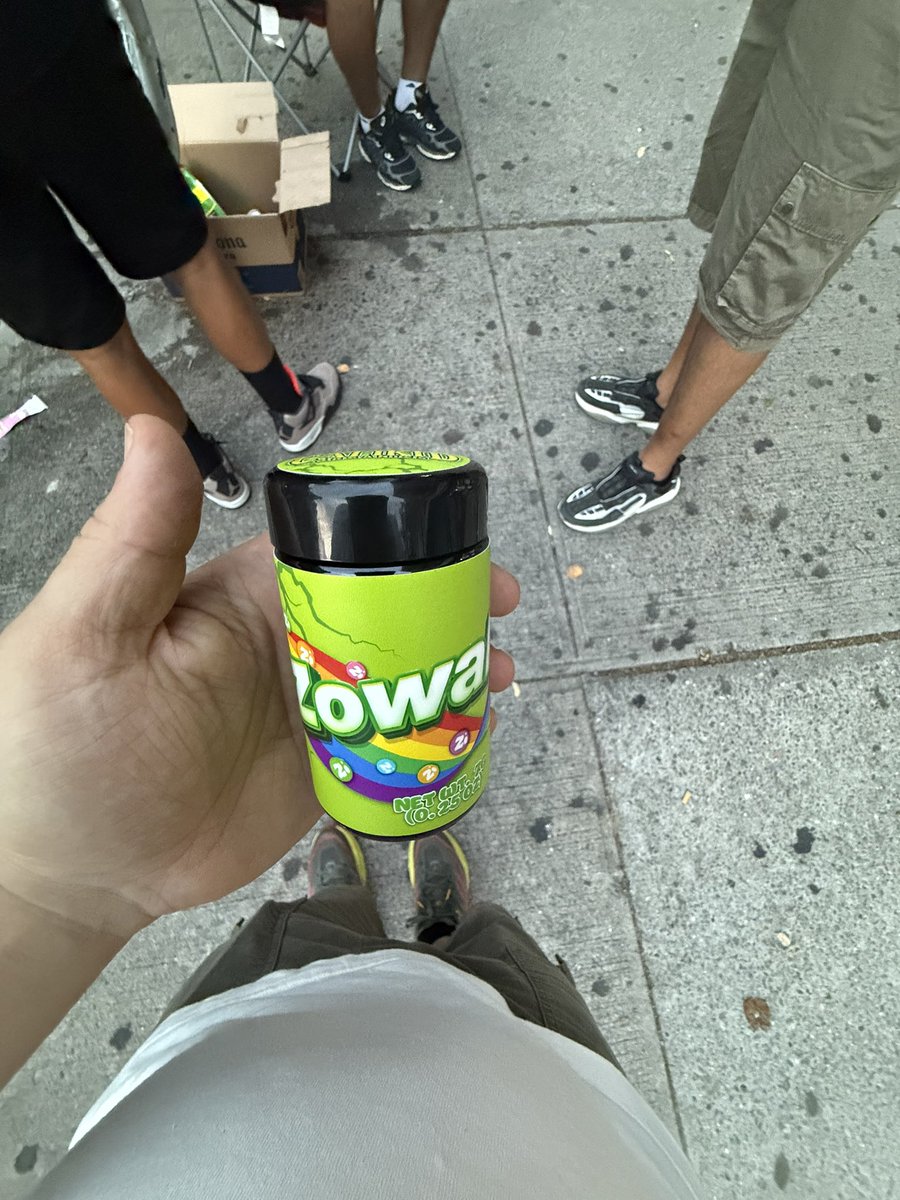CalikidOrganics's tweet image. NYC vibes on the block with the bros.
#qgtm #qcc