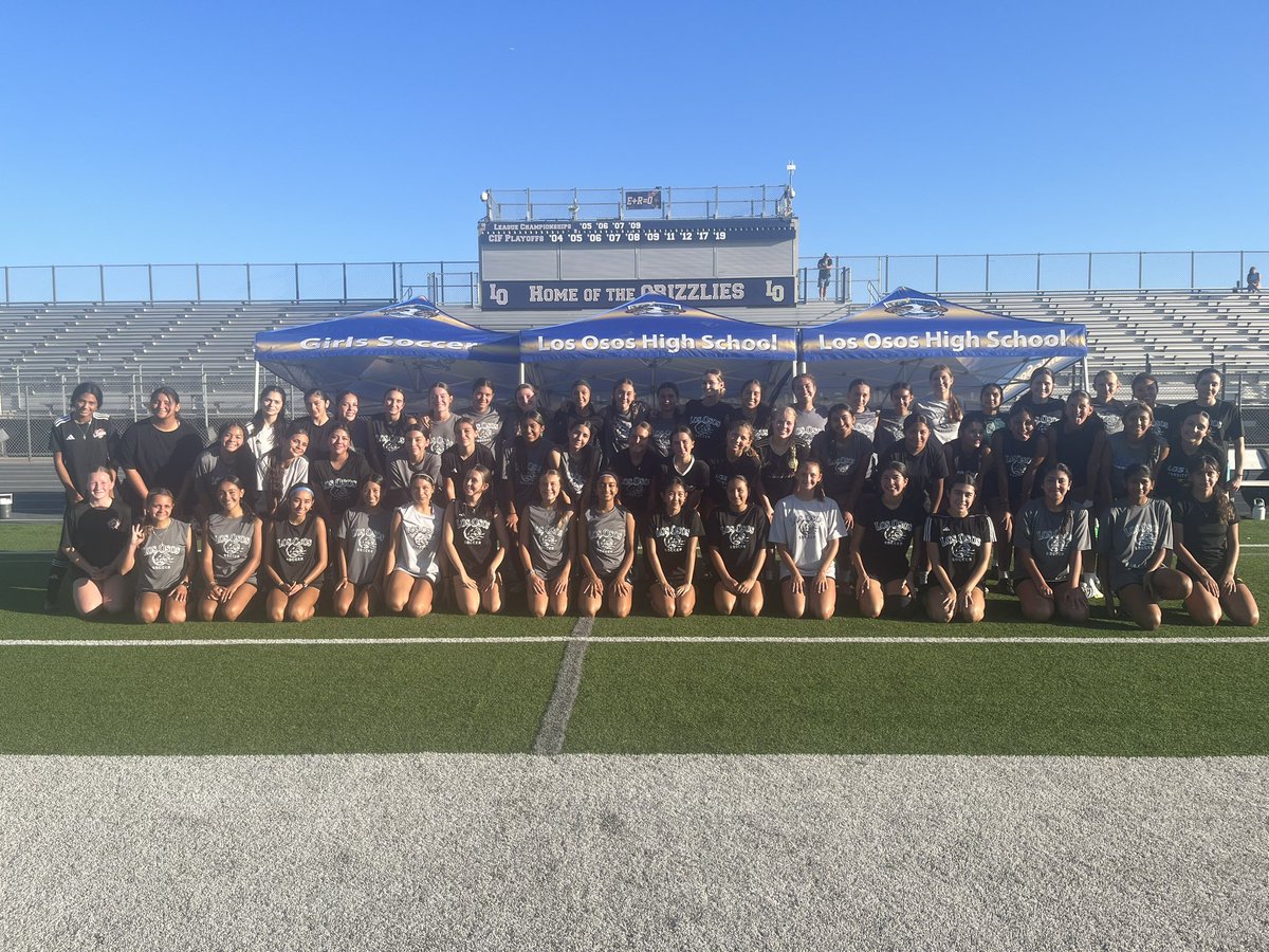 OsosGirlsSoccer's tweet image. Camp and Tryouts 2025 complete ✅ Los Osos Girls Soccer is ready for the Fall and Winter! Let’s go! Best of luck to all student athletes starting school in August! #OsosSoccer #oneteam #oneprogram #baseline #CIF #ladygrizzlies #teamfirst #hwpo