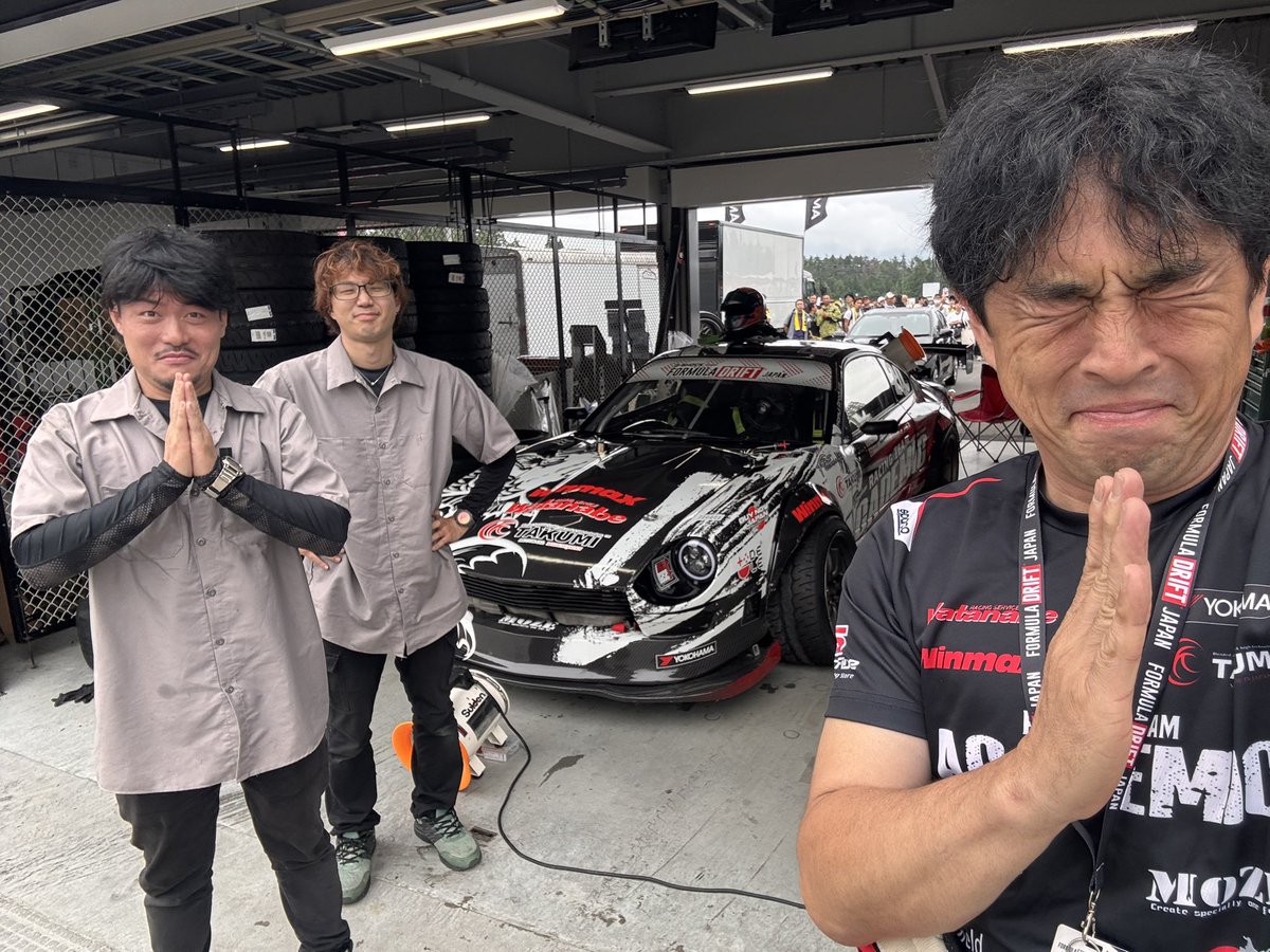 龍仁様 頂 双龍＆鳳凰の頂スウェット刺繍パーカー 絡繰魂 251007 和