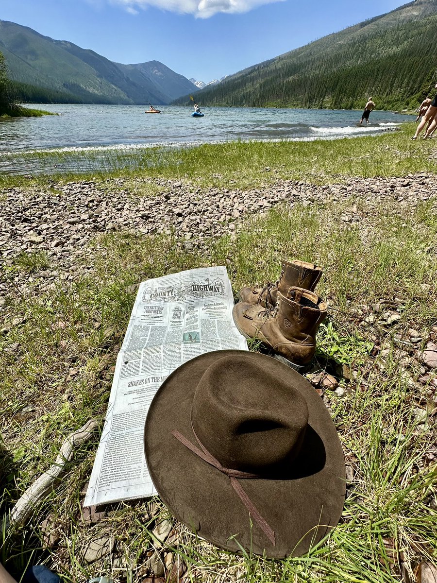 pvangiessen's tweet image. 50 miles in the Bob Marshall wilderness there is no WiFi, no cell. Only print works. Great to catch up w/ @countyhwy w/ no distractions. Tomorrow @BlackCoffeeMsla.