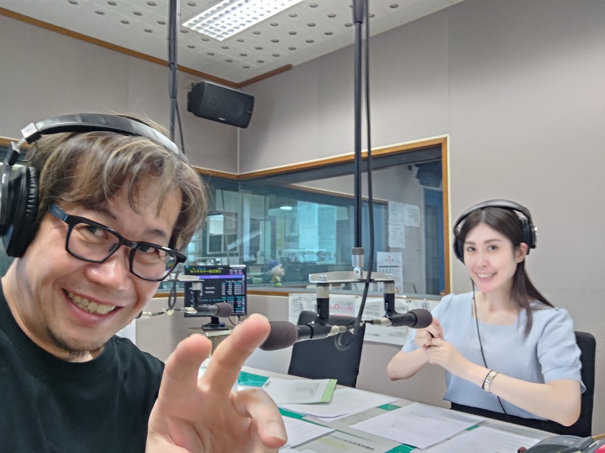 バロン山崎 (@baron_yamazaki) on Twitter photo 土曜の午後のLuckyFM茨城放送は土曜王国!2週目は「なりきりクエスト」です!メッセージテーマは「自由通信」つまり普通のお便りです!気ままに送って下さい!メールはking@lucky-ibaraki.com #土曜王国 #LuckyFM 土曜の午後のLuckyFM茨城放送は土曜王国!2週目は「なりきりクエスト」です!メッセージテーマは「自由通信」つまり普通のお便りです!気ままに送って下さい!メールはking@lucky-ibaraki.com #土曜王国 #LuckyFM