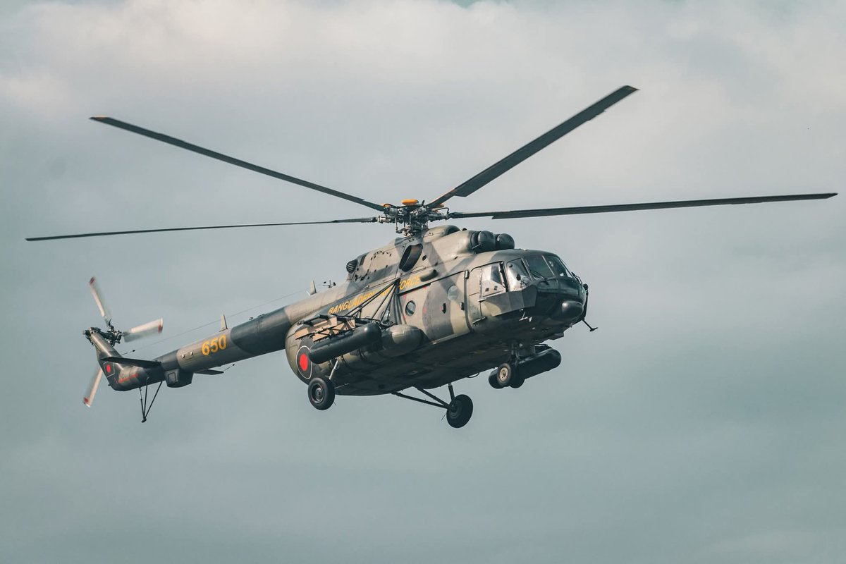 DefenseDtb's tweet image. Mil Mi-171SH of the Bangladesh Air Force