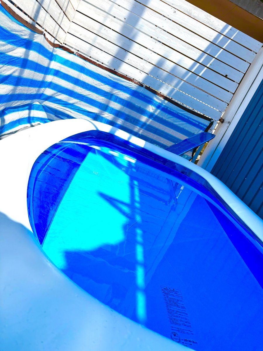 みんなー！！！
すごーーーい‼️
プールまである‼️

小倉ビアガーデン！
この後15時から‼️

想像超えてて！
すごい！
楽しい！！！😊
海の家かよ‼️