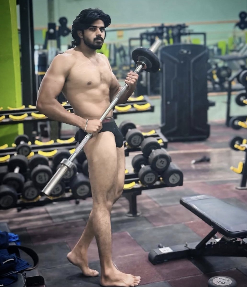 Iska gym kaun sa hai,mujhe bhi Jana hai
