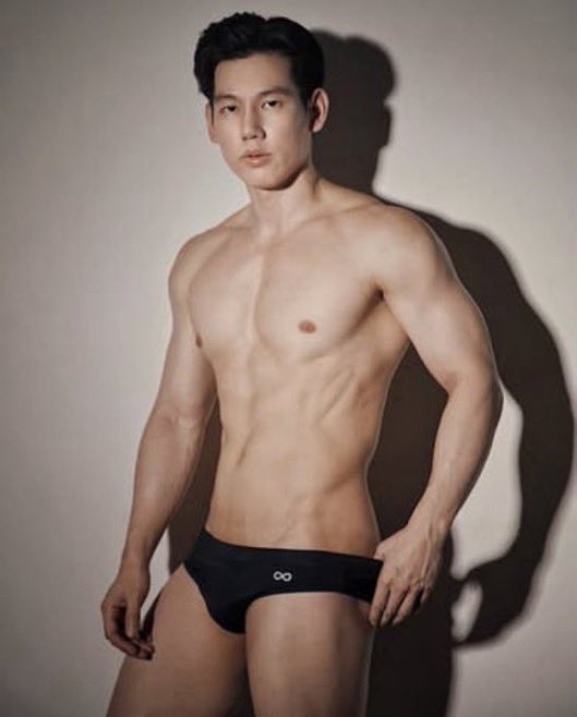 หน้าหุ่น ได้มากเห็นเป้าก็น่าอมน่าดูดสุด
กดไปดู s.shopee.co.th/1BBICxr3EG