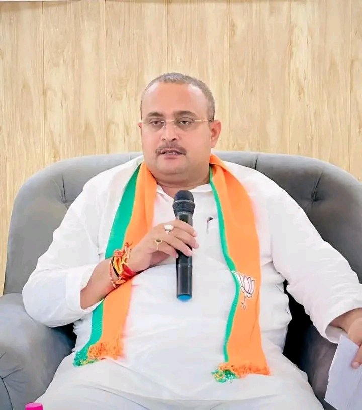 भारतीय जनता पार्टी के प्रदेश उपाध्यक्ष बड़े भाई आदरणीय श्री Tryambak Tripathi जी को जन्मदिन की बहुत-बहुत बधाई,प्रभु श्री राम आपको स्वस्थ यशस्वी एवं दीर्घायु बनाए रखें...... <a href="/TryambakBJP/">Tryambak Tripathi</a>