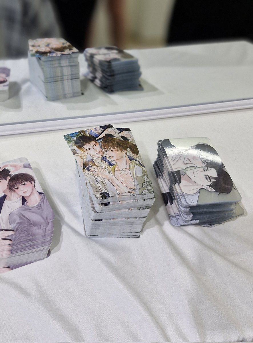 ziddo__'s tweet image. 이방인 플라워 샵에 포카 나눔 했습니다
모두 즐거운 주말되세요