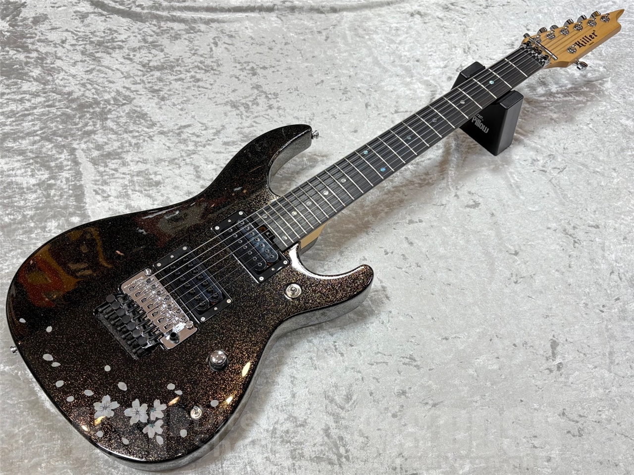 安心追跡【Phase Eight】Shakira フローラルミダクシードレス 新品】タダシショウジ US4 美しいフローラル柄 ブラックの膝丈