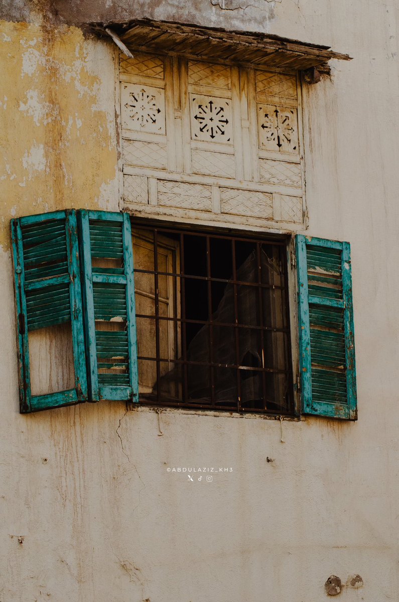 نافذة على الماضي 🪟

من حي السيح واحد من أقدم أحياء المدينة المنورة🤍

#المدينة_المنورة #المدينةالمنوره #المدينة #المدينه