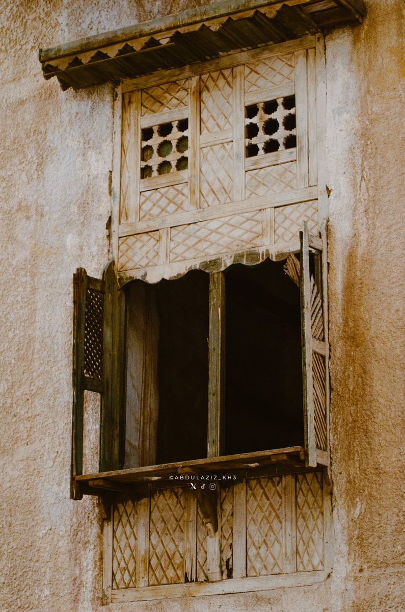 ABDULAZIZ_kh3's tweet photo. نافذة على الماضي 🪟

من حي السيح واحد من أقدم أحياء المدينة المنورة🤍

#المدينة_المنورة #المدينةالمنوره #المدينة #المدينه https://t.co/wveplt2ddu