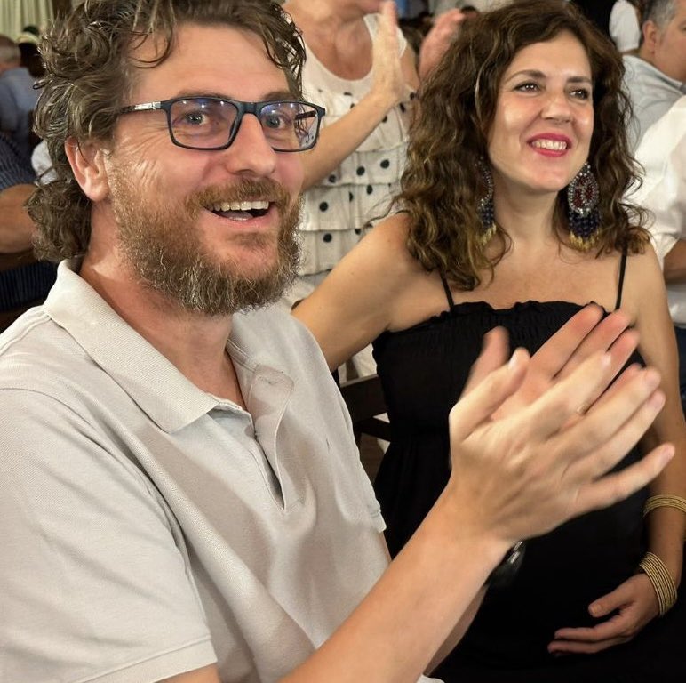Sebastià Sagreras (@tia_sagreras) on Twitter photo 💙 El <a href="/goib/">Govern de les Illes Balears</a> de <a href="/MargaProhens/">Marga Prohens</a> és el Govern de les persones bones i de les bones persones
💙 amb sa meva SG <a href="/Sanfh/">Sandra Fernández Herranz</a> i Cati Cabrer enfilam rumb a 2027 encara amb més garanties d’èxit
💙 Quin honor ser del vostre equip!!
💙 Quina sort fer feina amb aquestes dones!! 💙 El <a href="/goib/">Govern de les Illes Balears</a> de <a href="/MargaProhens/">Marga Prohens</a> és el Govern de les persones bones i de les bones persones
💙 amb sa meva SG <a href="/Sanfh/">Sandra Fernández Herranz</a> i Cati Cabrer enfilam rumb a 2027 encara amb més garanties d’èxit
💙 Quin honor ser del vostre equip!!
💙 Quina sort fer feina amb aquestes dones!!