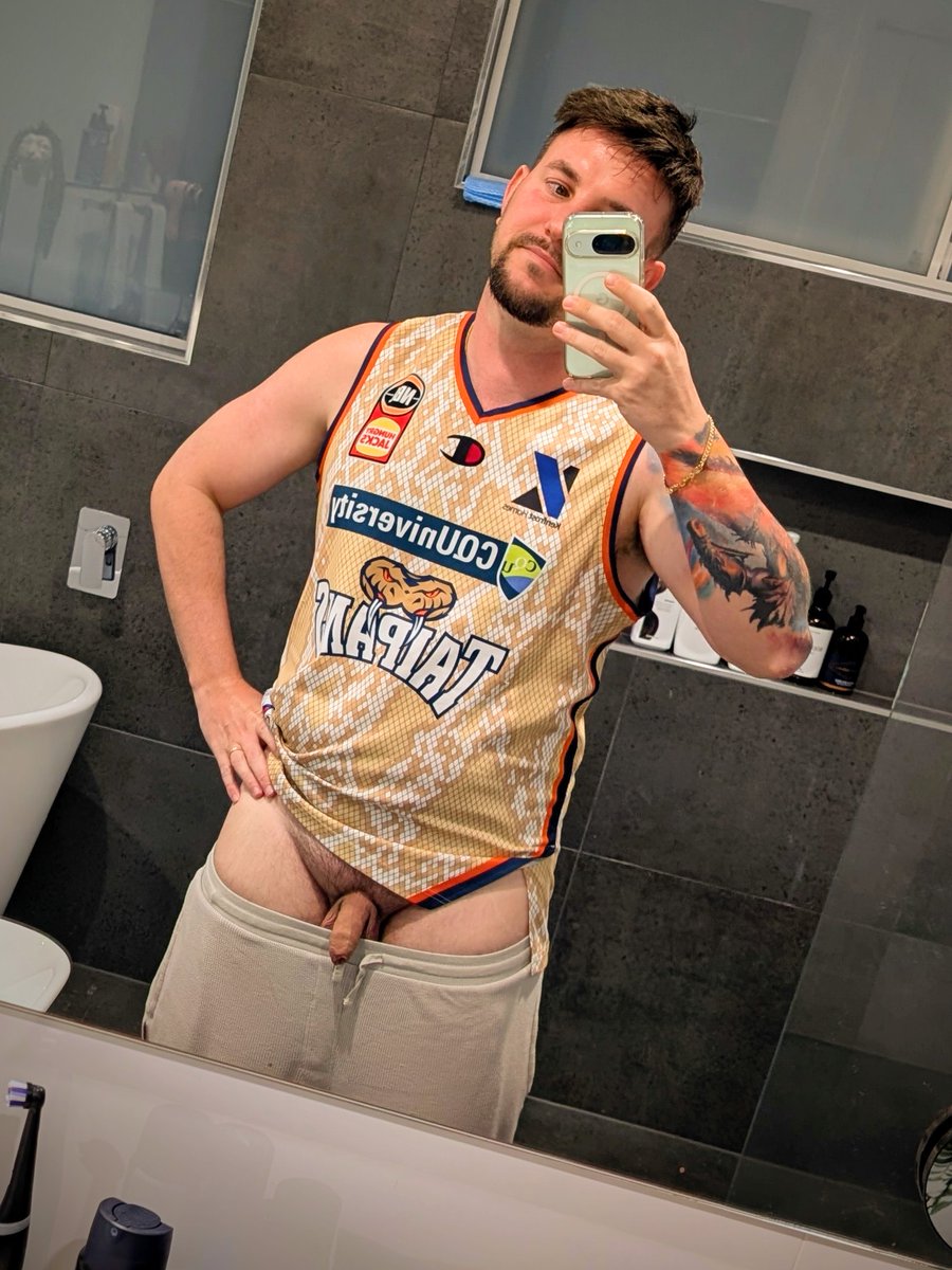 Flash and dash-----bed time attire