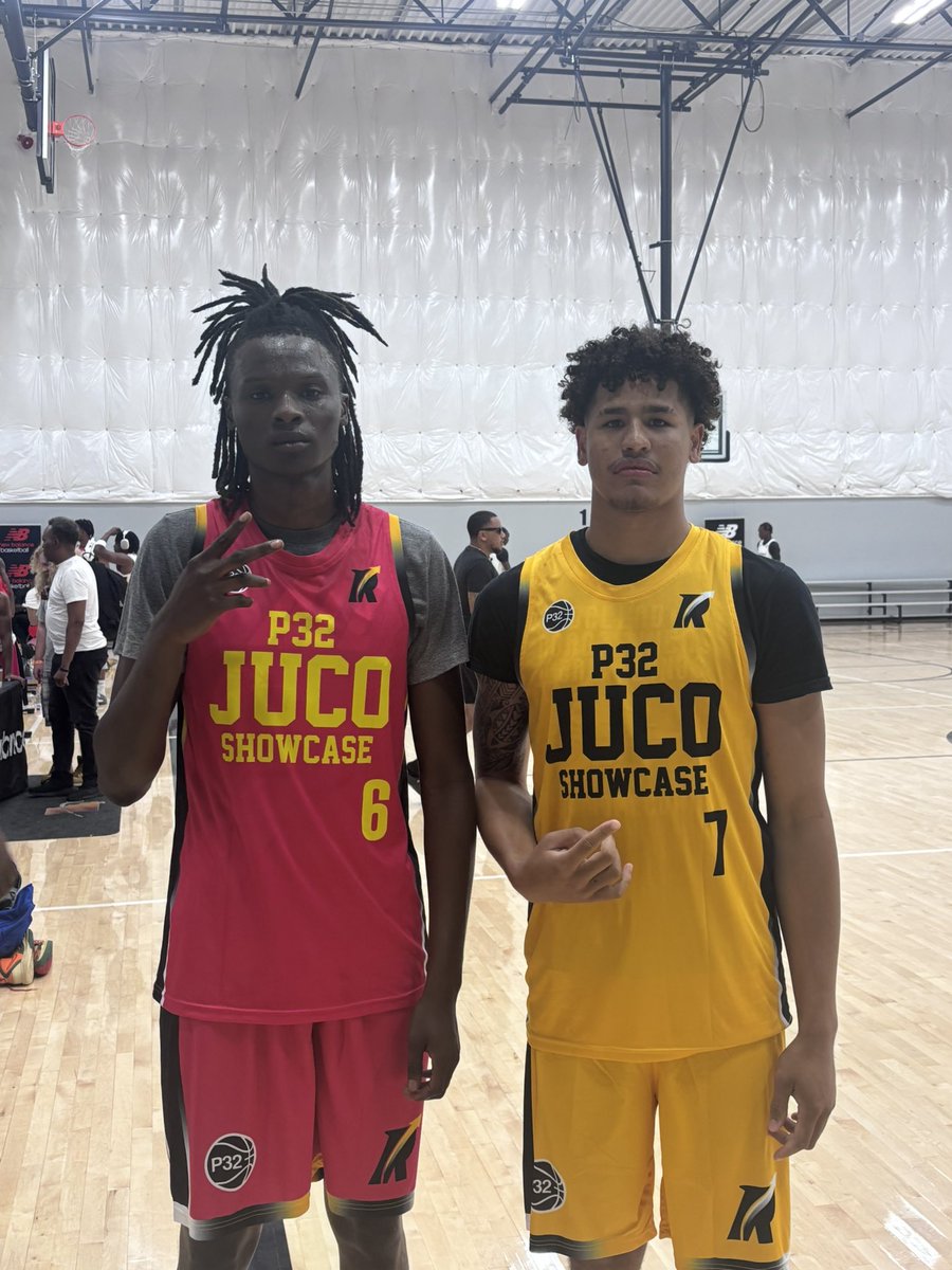 2 Roadrunners out here doing great things!! Catch them in 
St. Louis <a href="/JC4PT/">Revocruit JUCO</a> <a href="/Revocruit/">Revocruit</a>  <a href="/malickndiaye06/">malick ndiaye</a> <a href="/Garza_Daniel15/">Daniel Garza</a> <a href="/jack_denebeim/">Jack Denebeim</a> <a href="/jjackson1124/">Coach Jack Son!!! ✊🏼✊🏾✊🏿🙏🏼🙏🏾🙏🏿</a> <a href="/sfccmoAthletics/">SFCC Athletics</a> Coaches make sure to get in on these guys early!