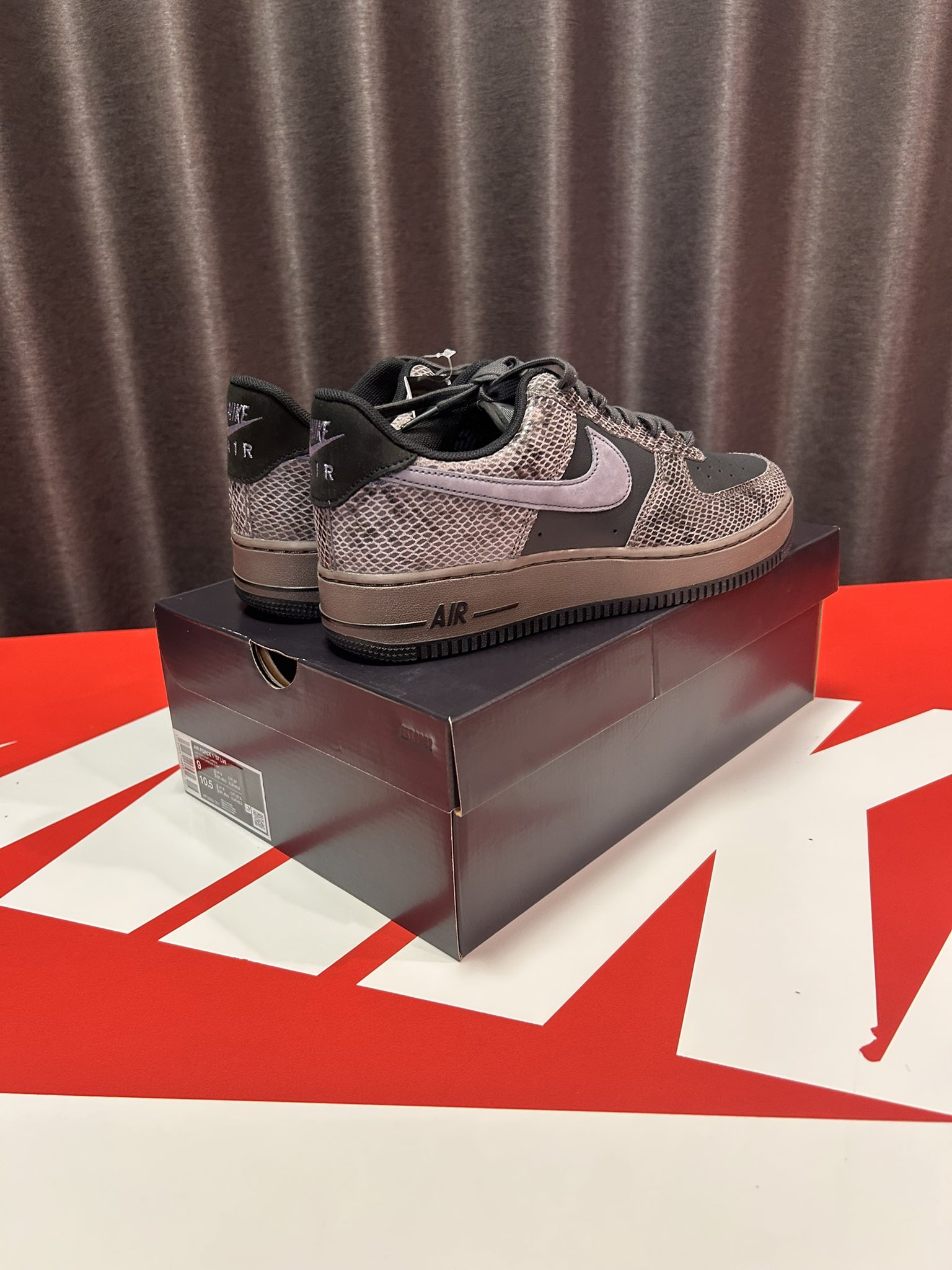 【希少/関税負担一切無し/送料無料/国内完売/セール】Air Force 日本未発売 NIKE AIR FORCE 1 '07 LV8 3 GS 