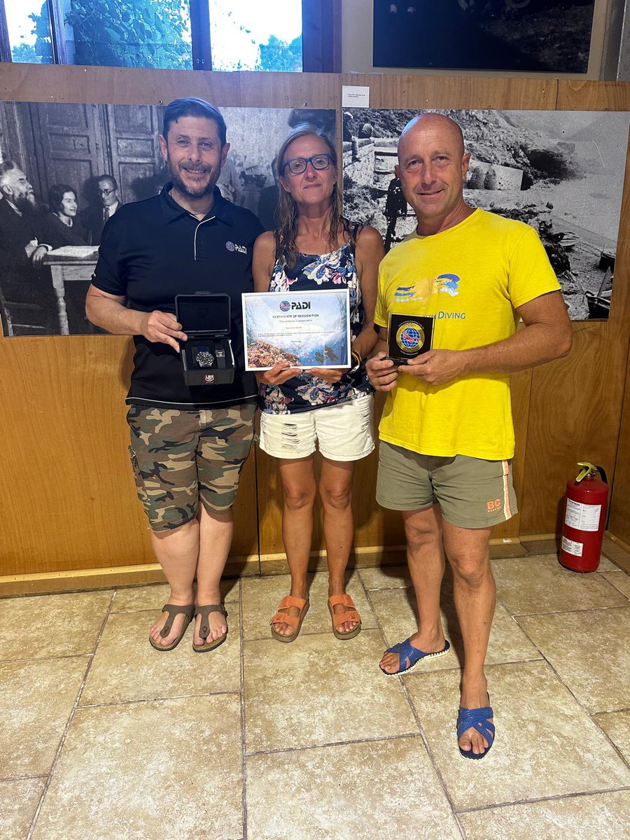 Congratulazioni a Mare Nostrum Centro PADI 5 Star a Ustica per essere stato premiato come centro d’eccellenza per l’Ocean Conservation. Inoltre Tatiana Geloso ha vinto il PADI Torchbearer Award by Lumox per l’ispirazione alle giovani generazioni. #gogogo #padipeople <a href="/PADI/">PADI</a>
