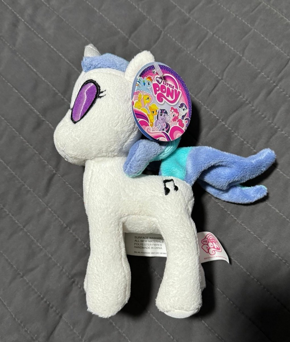 PlushieADay's tweet image. DJ Pon-3 plush!
- Released in 2014 by Hasbro
- Was exclusively available at Hot Topic stores along side Dr Hooves and Derpy
- TH3 C00L3ST P0N-3 8R0UND (also my personal fav pony)