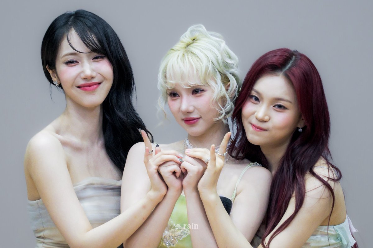 Silvermist                     Tinkerbell                     Rosetta