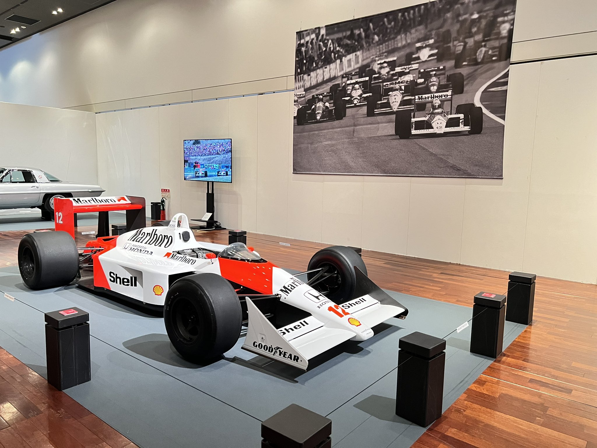 F1 写真家　間瀬　明氏　写真パネル F1 写真家 間瀬 明氏 写真パネル