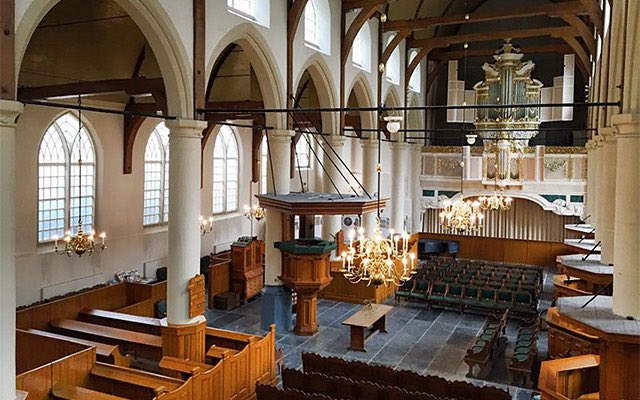 Morgen leid ik de dienst in de Waalse Kerk Amsterdam. Ik spreek o.a. over wat Emmanuel Levinas ‘la petite bonté’ noemt, de kleine goedheid die voor verlichting zorgt. Wees van harte welkom, 11.00-12.00 uur, Walenpleintje 159.