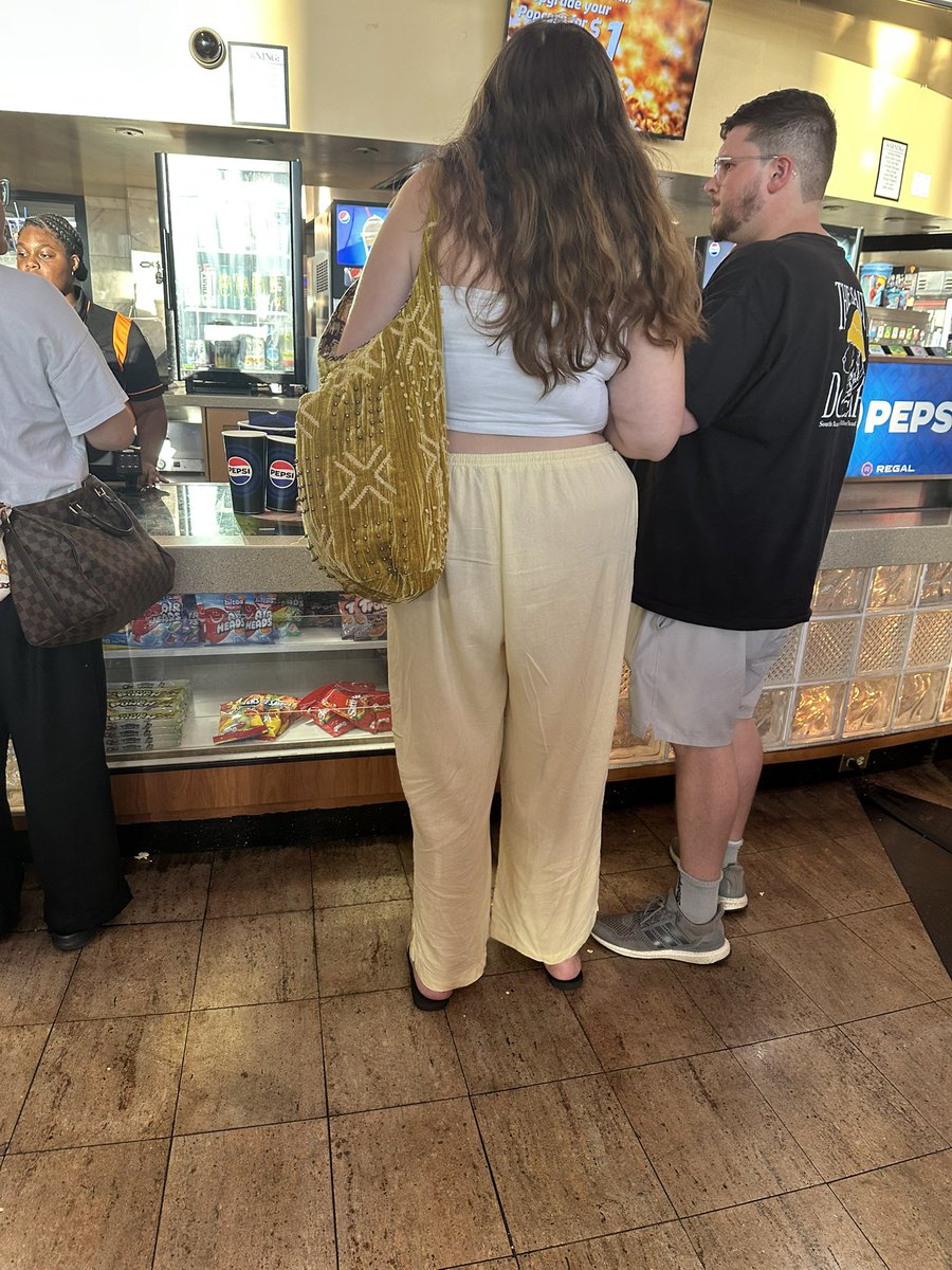 ClassicLazzz's tweet photo. @PardonMyTake @BarstoolBigCat @PFTCommenter is this @Zaccornelius_ ?? https://t.co/lzo0LYd0gk