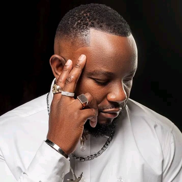 My album is called Slept On because that's how I feel about my career - F Jay diggers.news/lifestyle/2025…