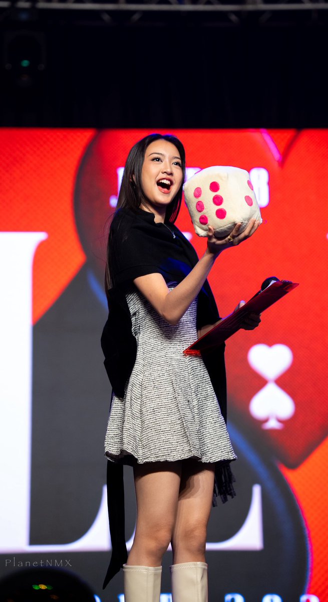 planetnmx's tweet photo. Tadaaaaaaa
@Greesel_JKT48
At MnG All In Surabaya
#GreeselJKT48 #NmX https://t.co/MxhfvIsCQh