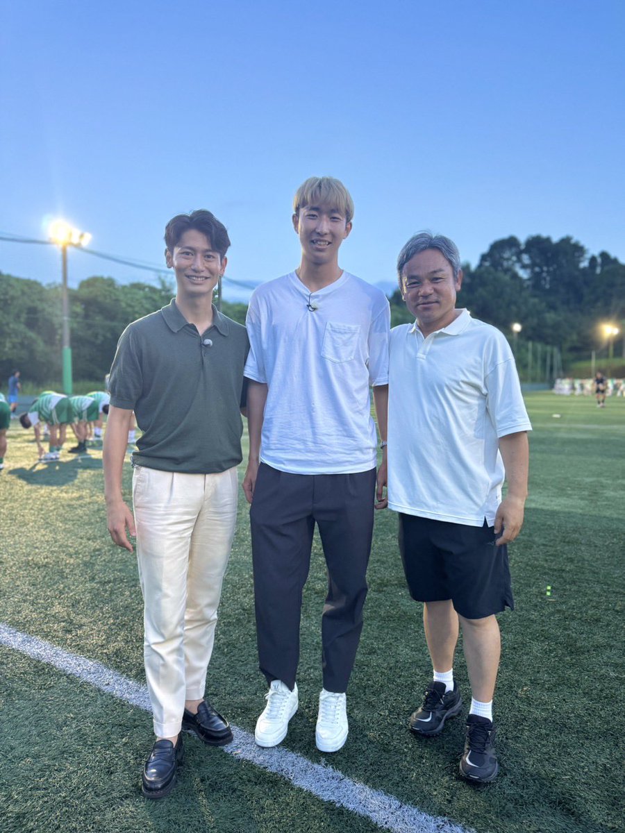 あす13日(日)夕方5時からのKICK OFF! SHIZUOKAは…

◻️日本代表DF #関根大輝 が地元静岡の原点をめぐる特別企画！人生初 食リポも🍚！？

◻️キングカズ プロ40周年記念試合に
  盟友 #北澤豪 が直撃！🎤

◻️磐田、藤枝の最新試合を振り返り✊🏻

#KICKOFFSHIZUOKA
 #spulse #jubilo #MYFC #アスルクラロ